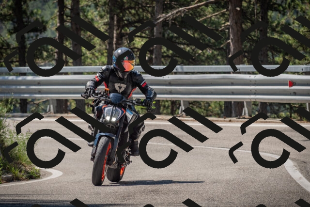 20250706104846-_5008146_am_