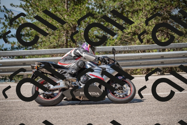 20250706105054-_5008161_am_