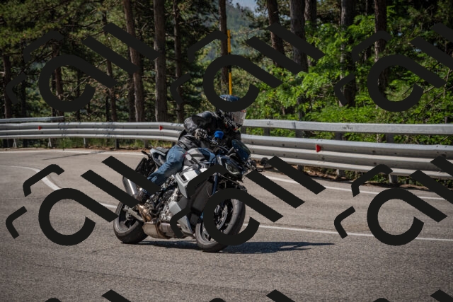 20250706105351-_5008190_am_