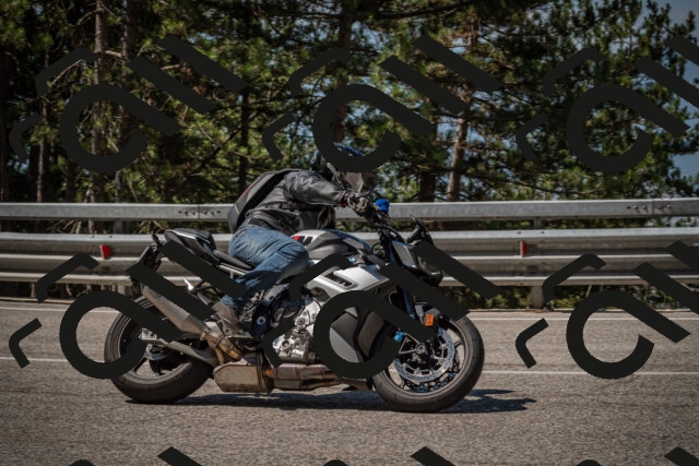 20250706105351-_5008191_am_