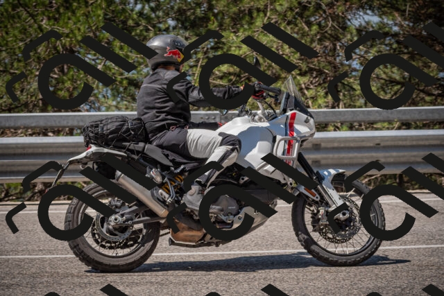 20250706105753-_5008201_am_