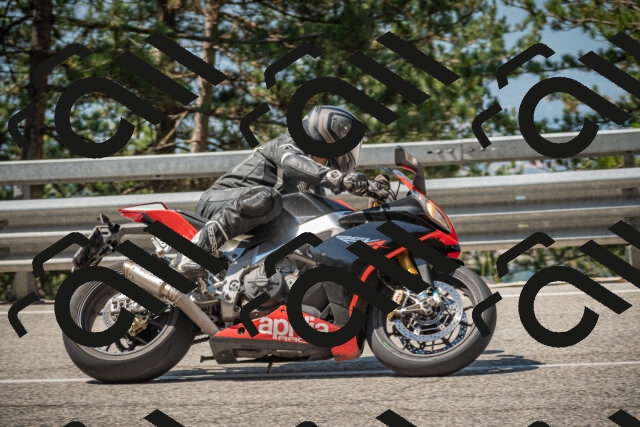 20250706110506-_5008241_am_