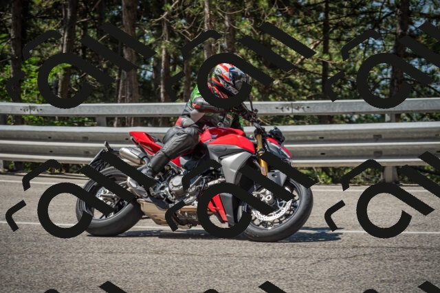 20250706110636-_5008251_am_