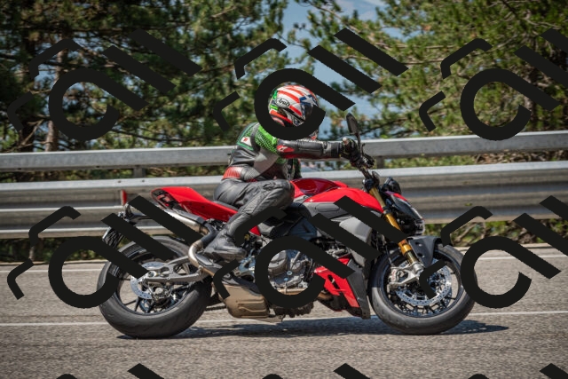 20250706110636-_5008252_am_