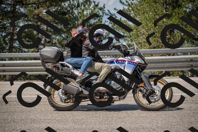 20250706110925-_5008273_am_