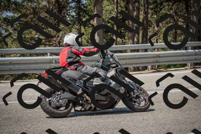 20250706111146-_5008279_am_