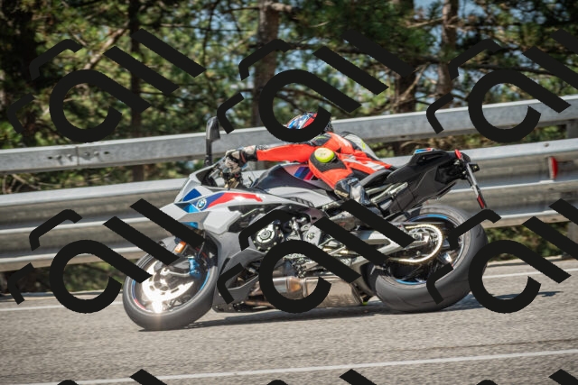 20250706111323-_5008297_am_