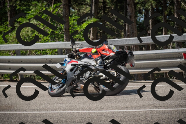 20250706111323-_5008298_am_