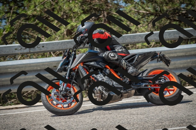 20250706111433-_5008323_am_