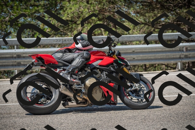 20250706111726-_5008361_am_