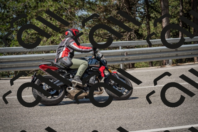 20250706111811-_5008377_am_