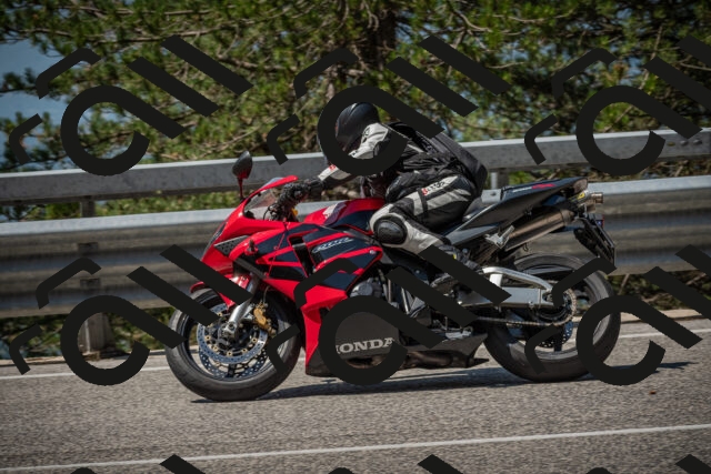 20250706111820-_5008383_am_