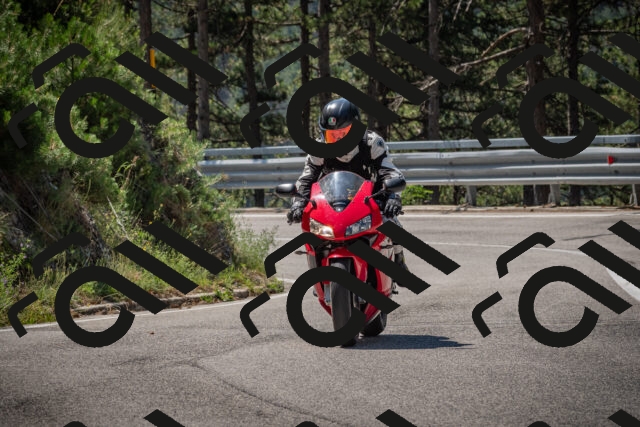 20250706111941-_5008395_am_