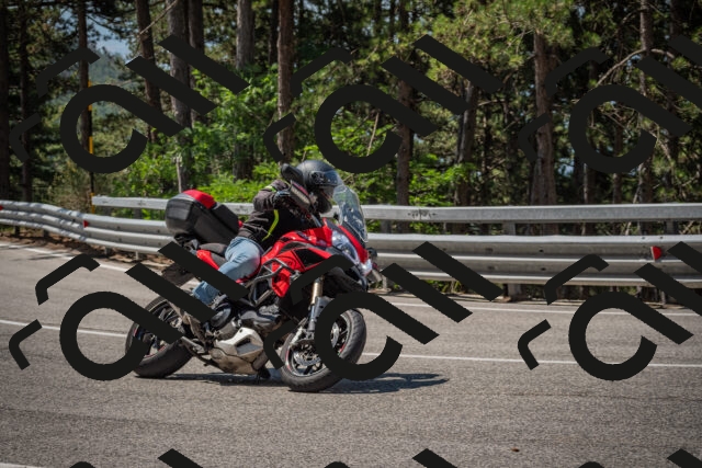 20250706112157-_5008403_am_