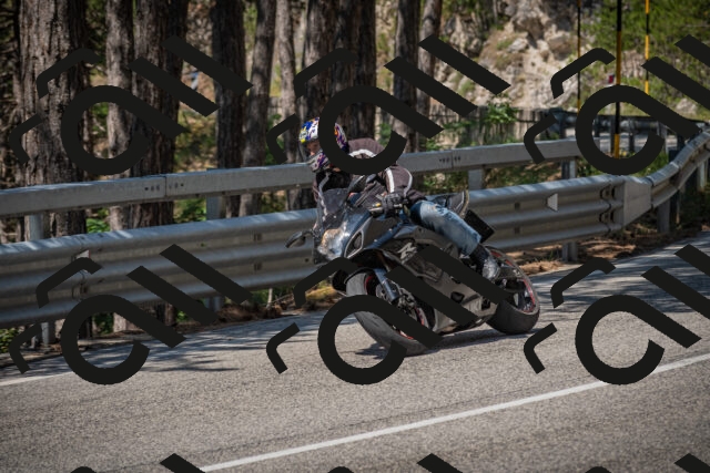 20250706112251-_5008411_am_