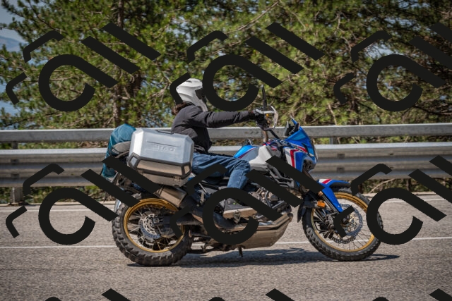 20250706112332-_5008427_am_