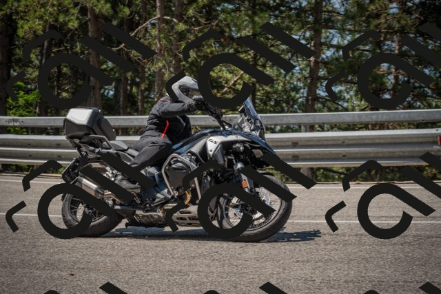 20250706112339-_5008434_am_