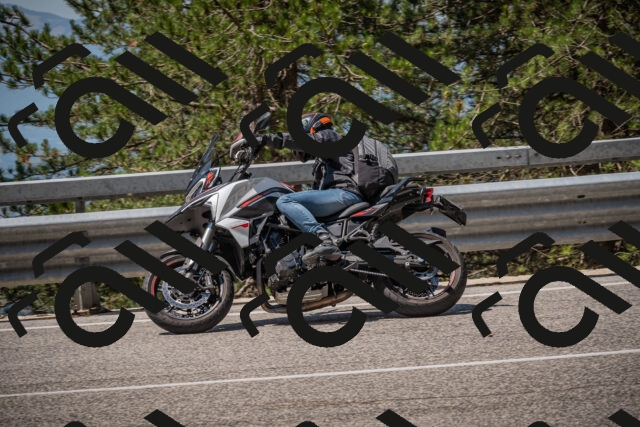 20250706112403-_5008453_am_