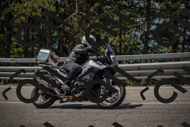 20250706112408-_5008457_am_