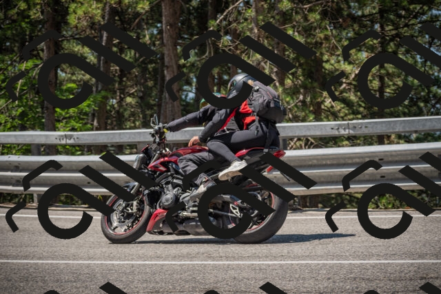 20250706112432-_5008468_am_