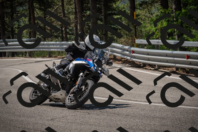 20250706112717-_5008482_am_