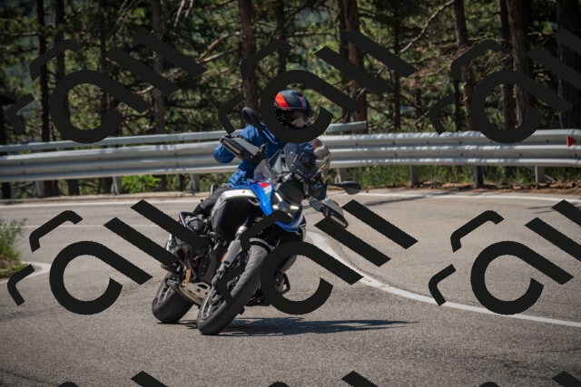 20250706112727-_5008489_am_