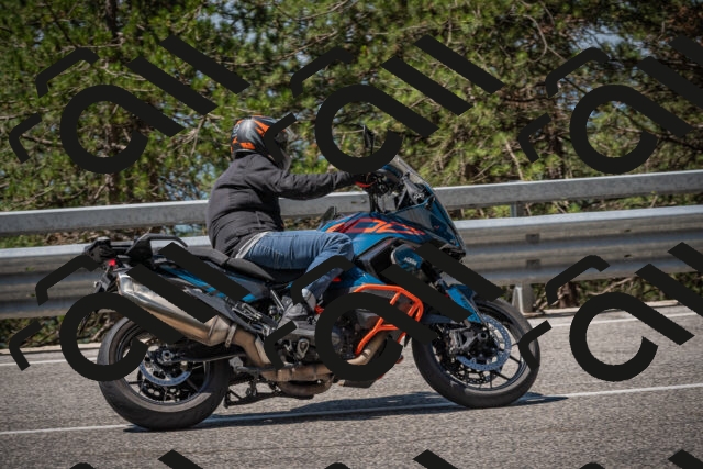 20250706112744-_5008495_am_