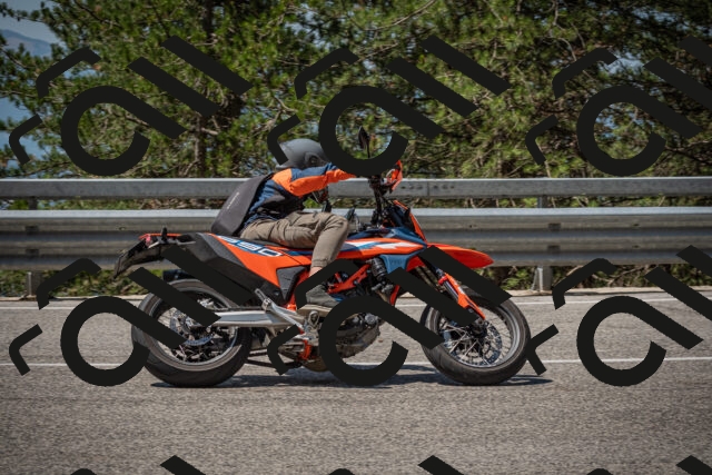 20250706113157-_5008512_am_