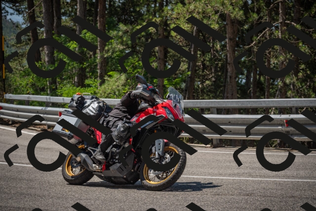 20250706113203-_5008515_am_