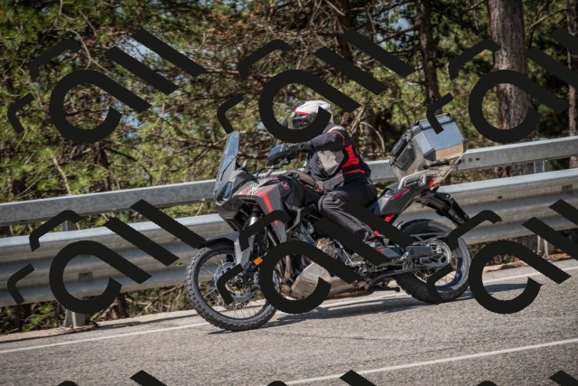 20250706113218-_5008526_am_