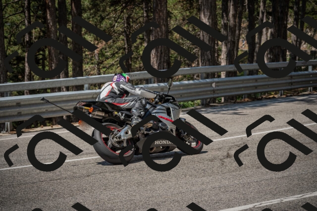 20250706113900-_5008617_am_