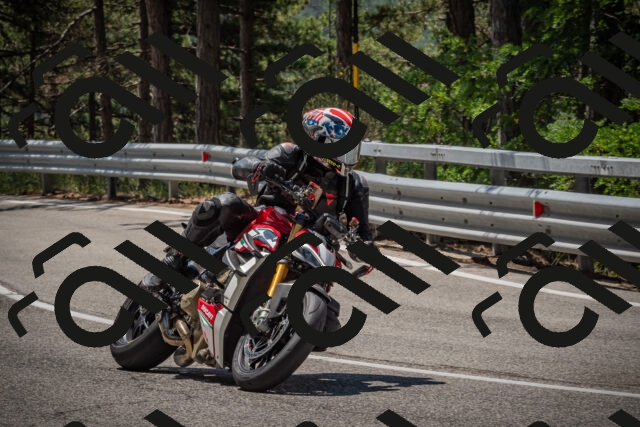 20250706114638-_5008683_am_