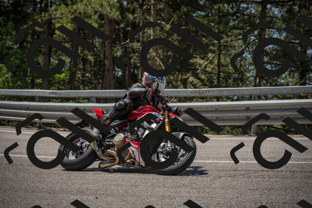 20250706114638-_5008684_am_