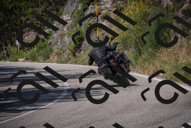 20250706114737-_5008698_am_