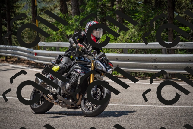 20250706114840-_5008707_am_