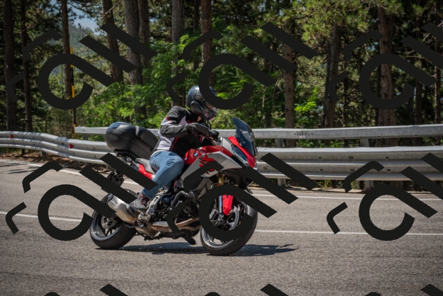 20250706115033-_5008733_am_