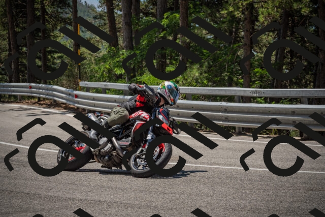 20250706115237-_5008743_am_