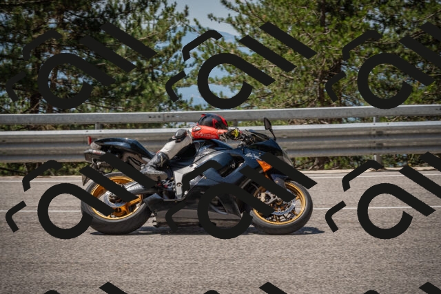 20250706115433-_5008775_am_