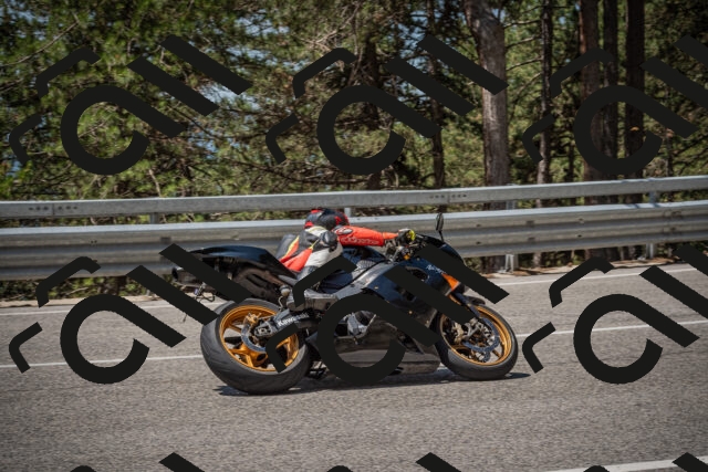 20250706115433-_5008776_am_