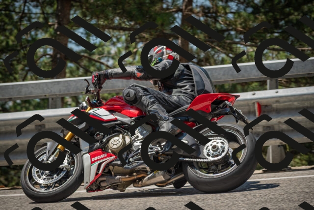 20250706115443-_5008783_am_