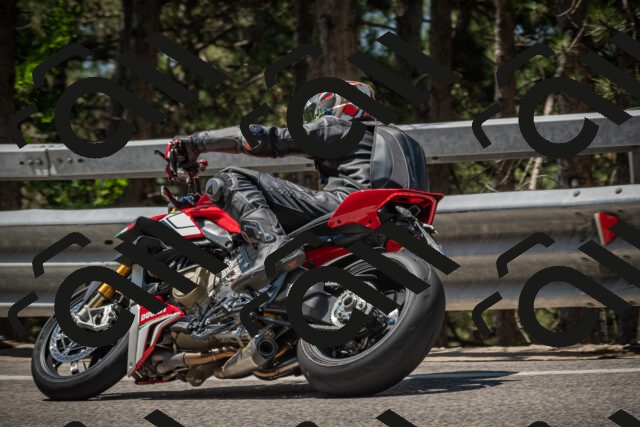 20250706115444-_5008784_am_