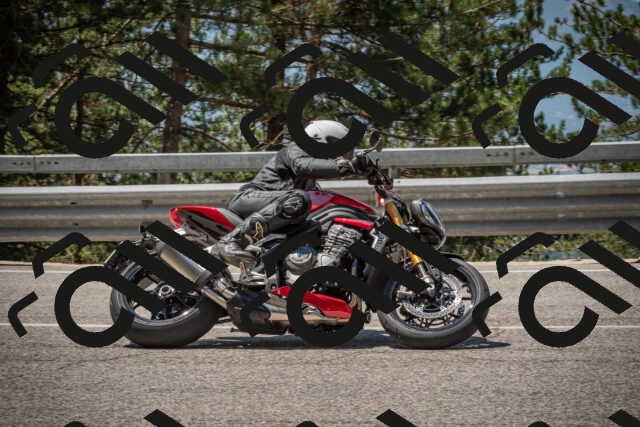 20250706115550-_5008790_am_