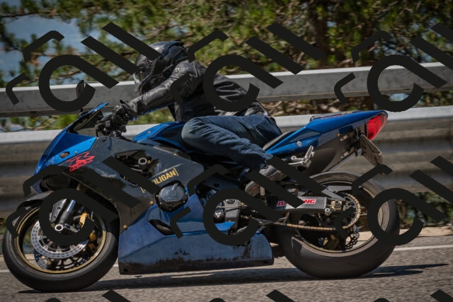 20250706120401-_5008837_am_