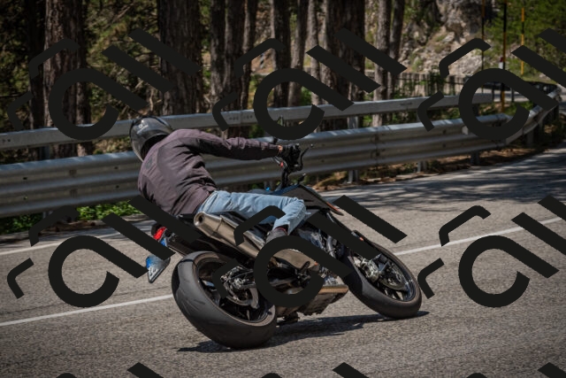 20250706120756-_5008866_am_