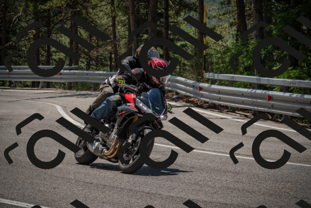 20250706121616-_5008967_am_