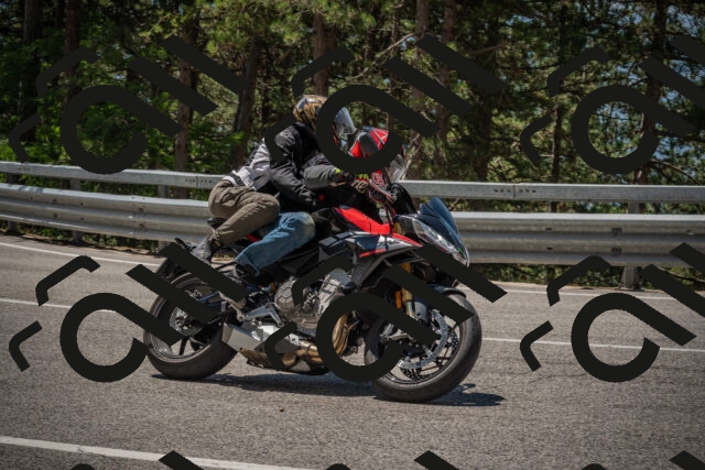 20250706121616-_5008968_am_