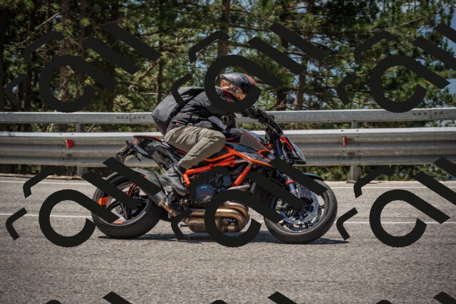 20250706121640-_5008977_am_