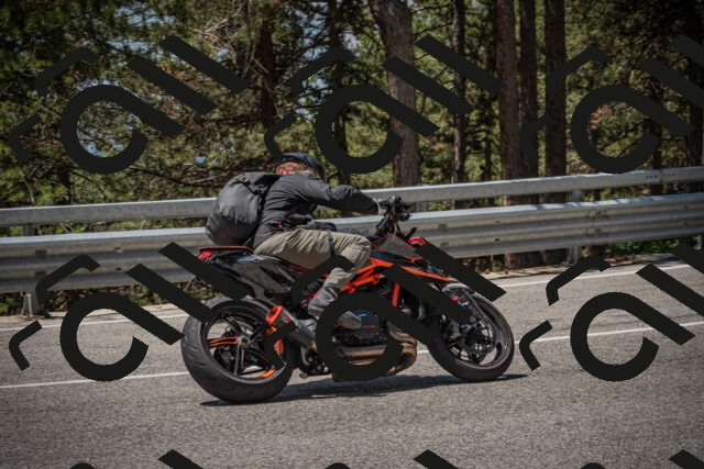 20250706121640-_5008979_am_