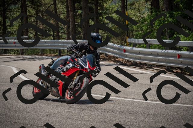 20250706121703-_5008985_am_