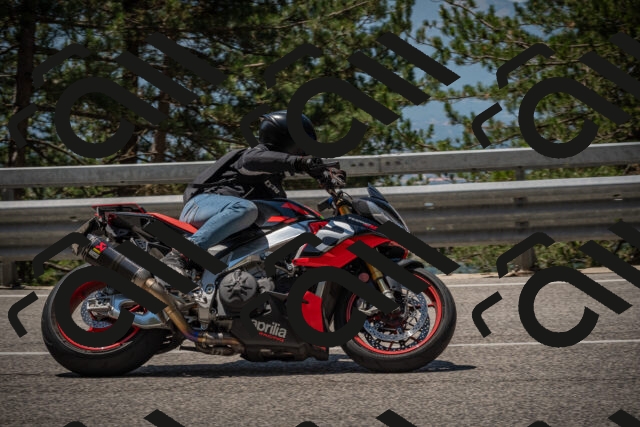 20250706121704-_5008987_am_